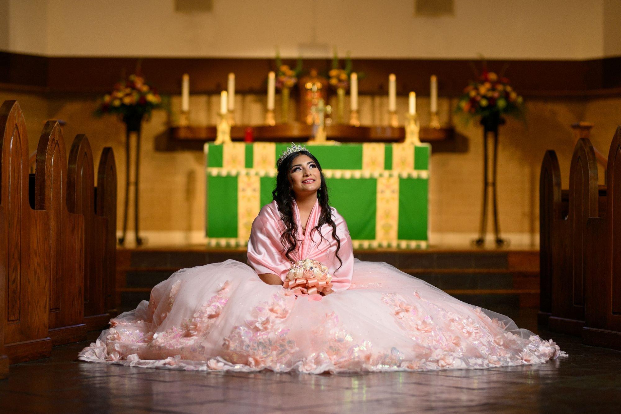 carousel-hero-element image-0